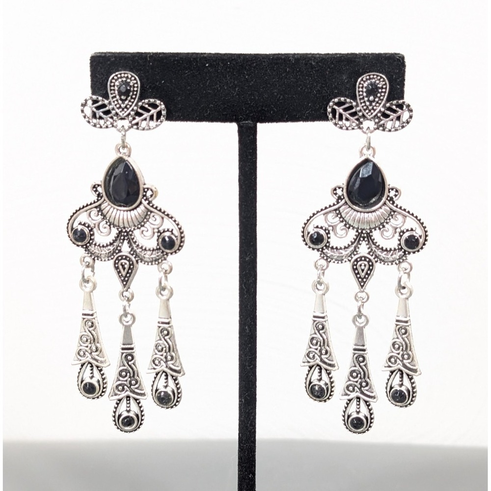 Silver Tone Black Cabochon Chandelier Earrings Vintage Style Elegant Long Ornate